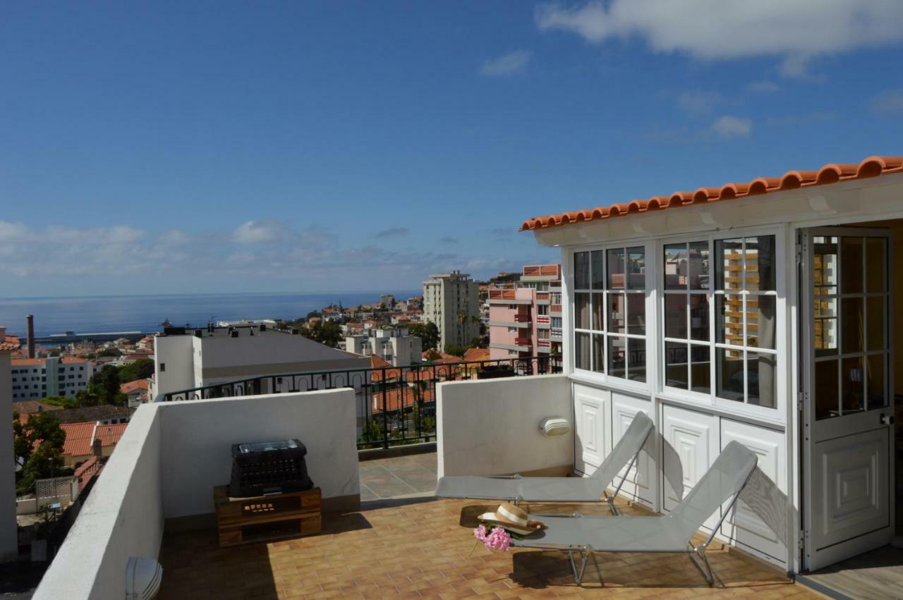 Top Floor With Balcony In Funchal Экстерьер фото
